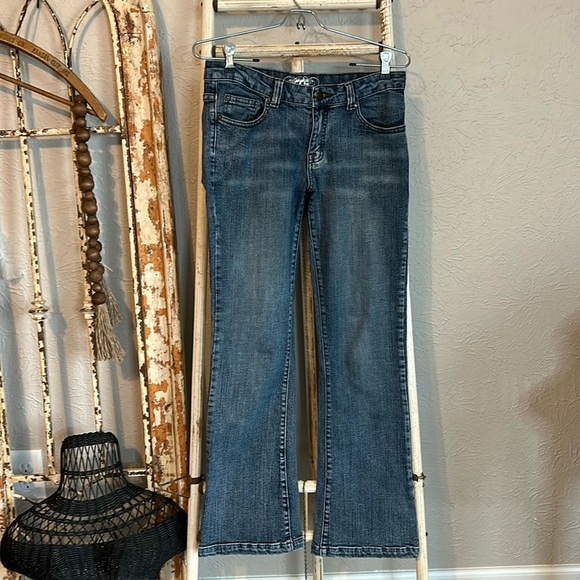 CCS Jeans Medium/Dark Wash EUC Size 7, 30L - Picture 2 of 9